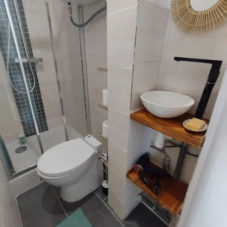 Cosy Village Of Batignolles アパート