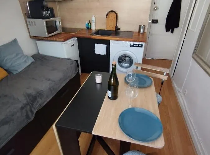 Cosy Village Of Batignolles Apartamento *